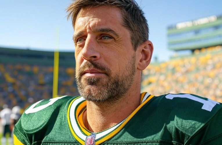 Aaron Rodgers Strikes Gold with .5 Million One-Year Deal