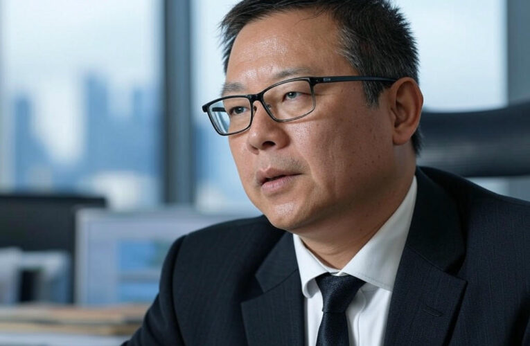 Asian Markets Falter Amid Uncertainty Before Key US Employment Report