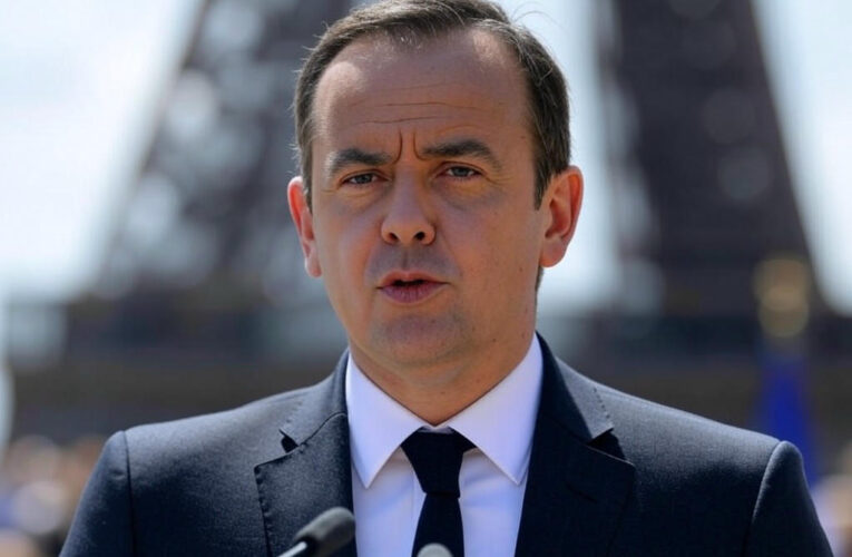 France Takes Lead in Satellite Race with Eutelsat Stake