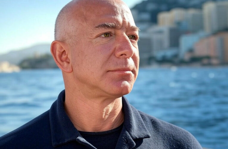 Billionaire’s Yacht Snubbed: Jeff Bezos Forced to Row Ashore in Monaco