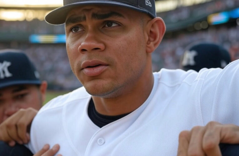 Mariners’ Star Julio Rodriguez Exits Game with Concerning Leg Injury