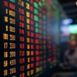 Market Turmoil: Geopolitical Tensions and Fed Alerts Shake Investor Confidence