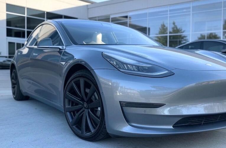 Market Movers: Tesla, Accenture, and More Shake Up the Business Landscape