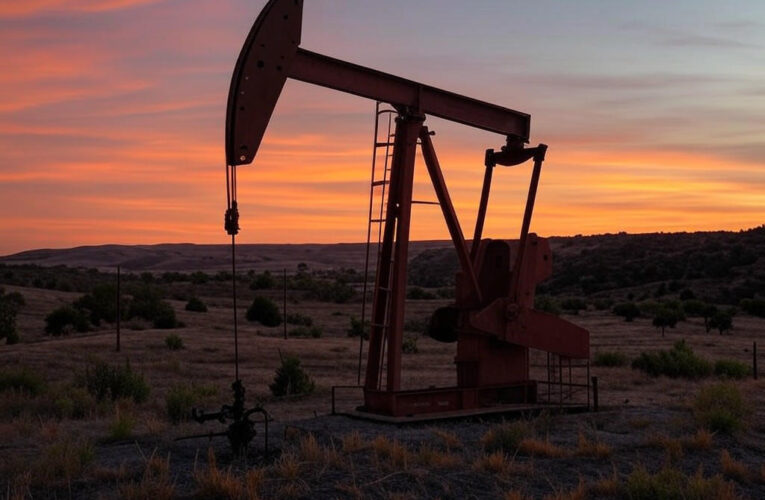 U.S. Oil Production Faces Unexpected Decline, Challenging Energy Ambitions